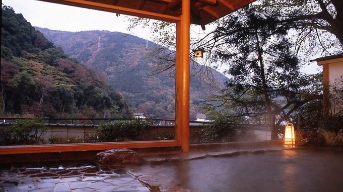 【お盆】源泉かけ流しの展望露天風呂のある朝夕部屋食の宿…箱根湯本駅徒歩10分